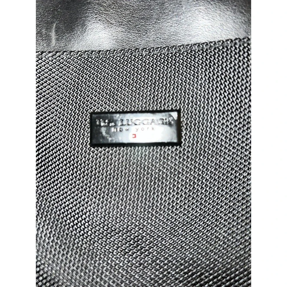US Luggage New York Black Leather Briefcase